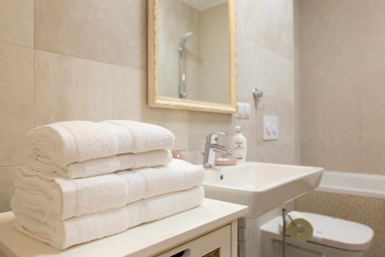 Apartament 4Tourists 2 Brasov Ngoại thất bức ảnh