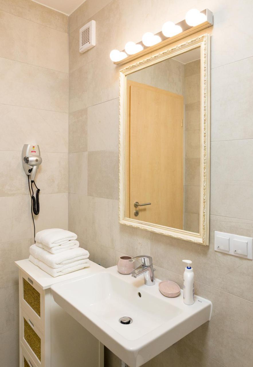 Apartament 4Tourists 2 Brasov Ngoại thất bức ảnh